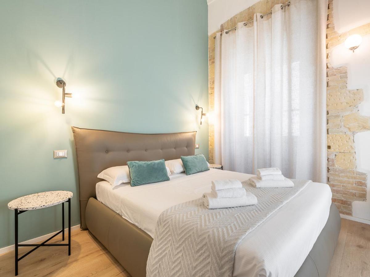 Orma Design Rooms - Historic Centre 칼리아리 외부 사진