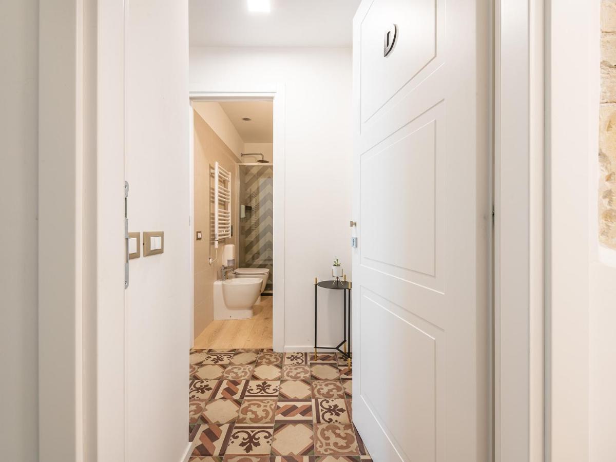 Orma Design Rooms - Historic Centre 칼리아리 외부 사진