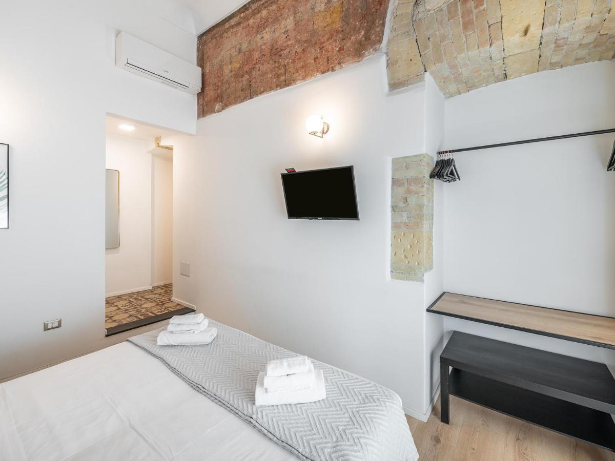Orma Design Rooms - Historic Centre 칼리아리 외부 사진